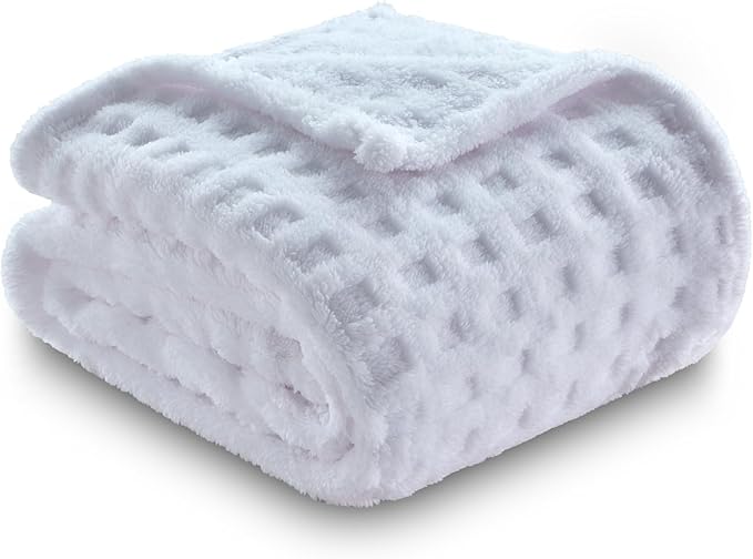 NEWCOSPLAY Super Soft Twin Blanket White Premium Silky Flannel Fleece 3D Waffle Checkered Lightweight Bed Blanket All Season Use (White, Twin(60"x80"))