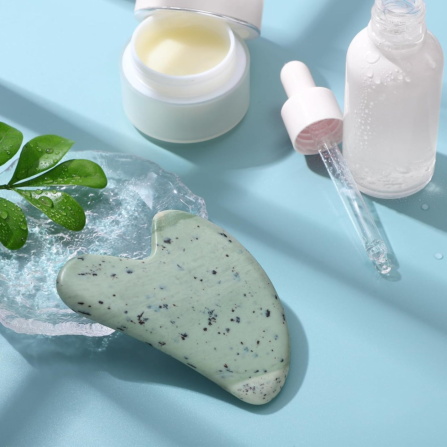 Gua Sha Facial Tools Guasha Tool Gua Sha Jade Stone for Face Skincare Facial Body Acupuncture Relieve Muscle Tensions Reduce Puffiness Festive Gifts (Yellow-Green)
