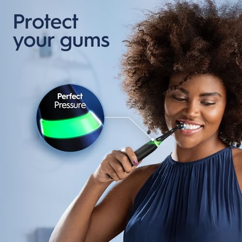 Oral-B iO3 Electric Toothbrush (1) with (1) Ultimate Clean Brush Head and (1) Charger, Black