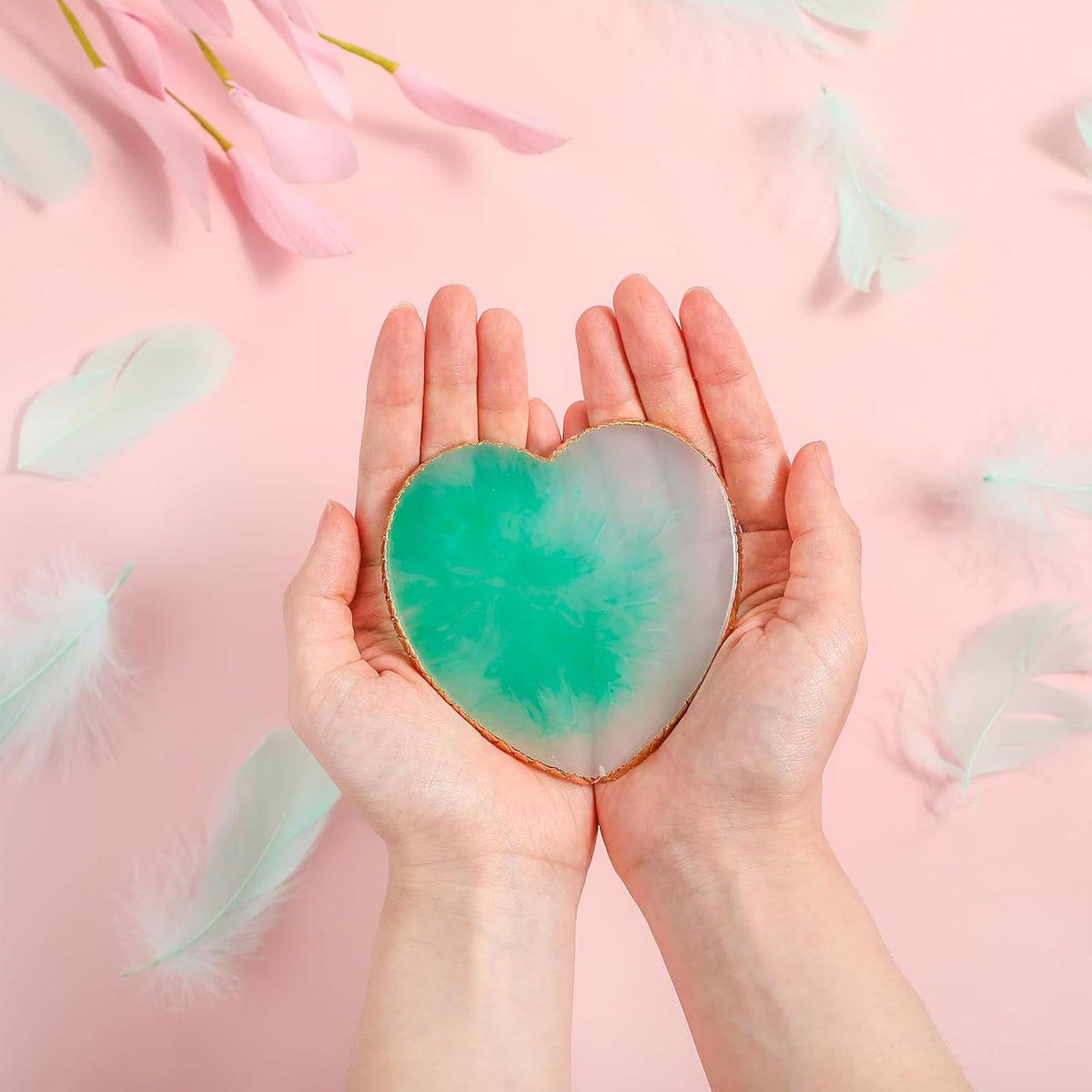 Sibba Resin Nail Art Palette Nail Mixing Palette Polish Color Mixing Plate Golden Edge Nail Holder Display Board Heart Shape Cosmetic Mixing Tools (Green)