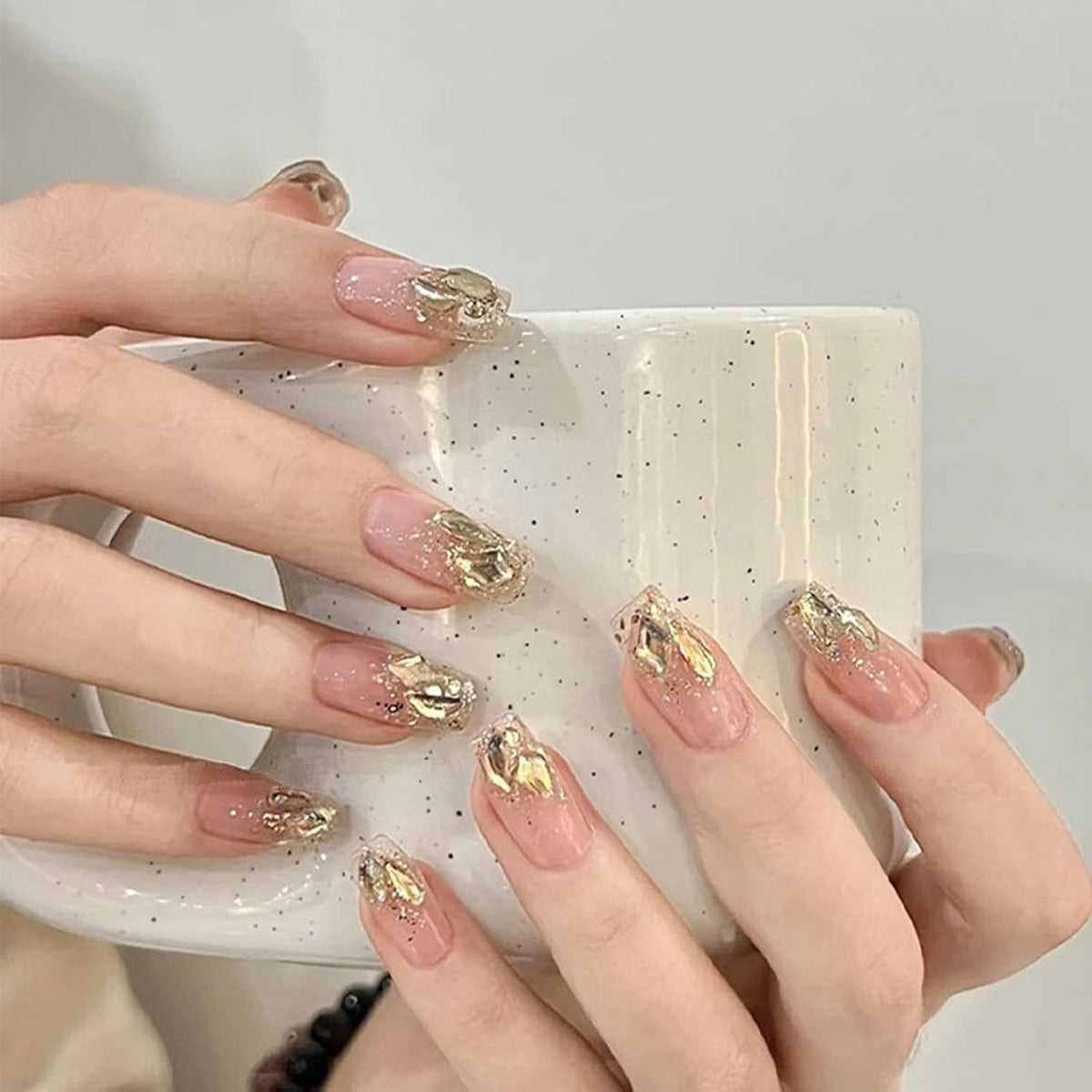 Nail Rhinestones Kit, 18 Types of 900 Special-Shaped Nail Diamonds + 3200 Flat-Bottomed Rhinestones, Champagne Crystals DIY Crafts Gold Gemstones for Nail Art Design