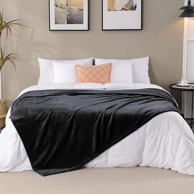 SOCHOW Flannel Fleece Blanket King Size, All Season Lightweight Super Soft Cozy Blanket for Bed or Couch, Dark Grey, 90"×108"