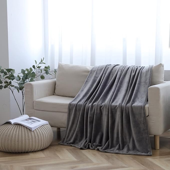 SOCHOW Flannel Fleece Blanket Queen Size, All Season Lightweight Super Soft Cozy Blanket for Bed or Couch, Grey, 90x90 inches