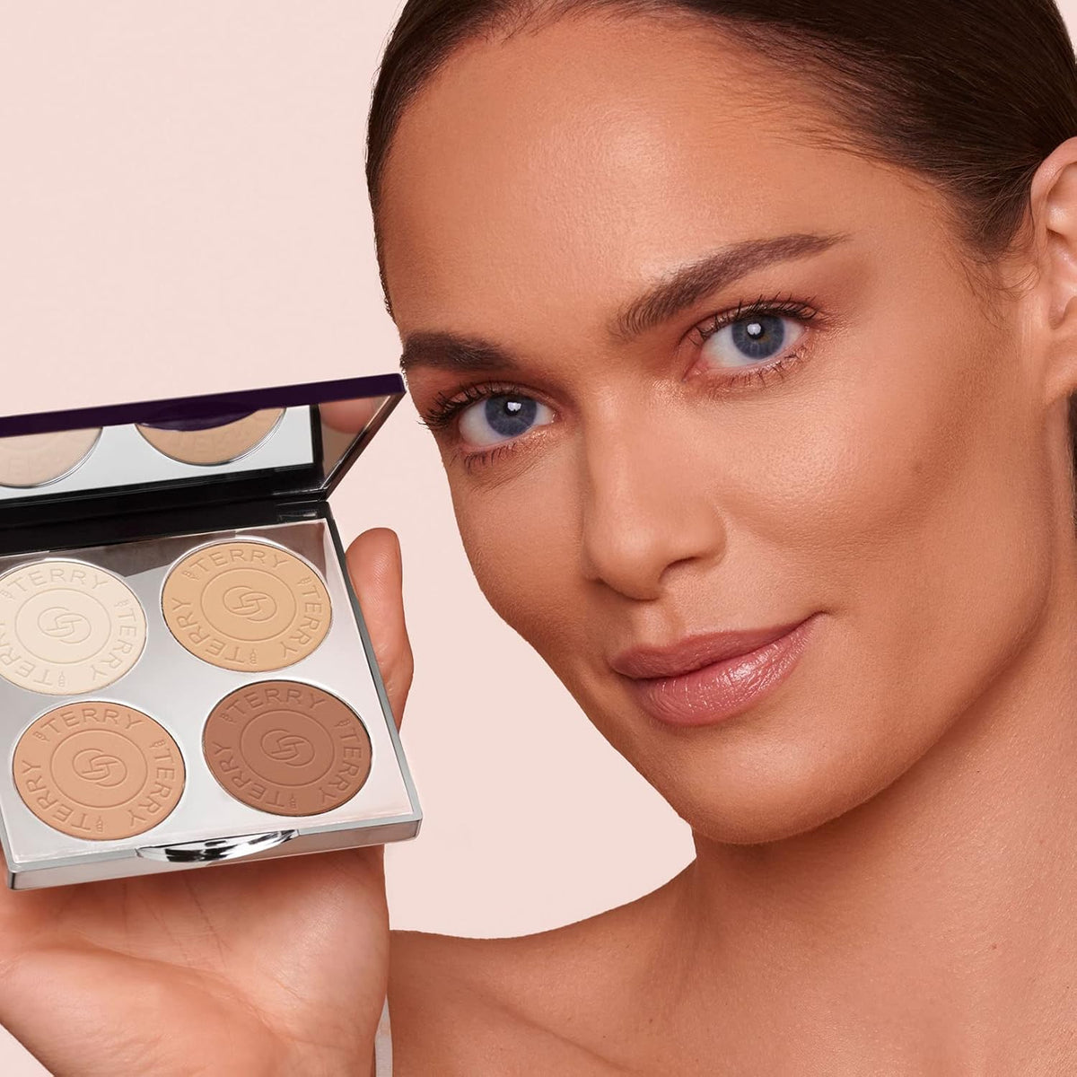By Terry Hyaluronic Hydra-Powder Palette, 4-Shade, Vegan Contour Palette For Flawless & Matte Complexion, Fair to Medium