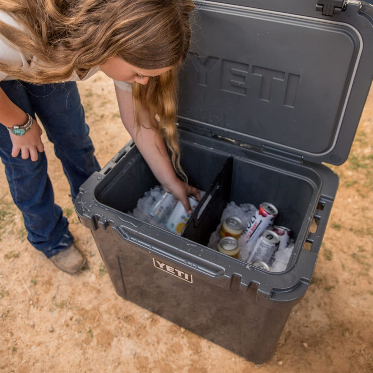 YETI Roadie 48 & 60 Wheeled Cooler Divider/Cutting Board