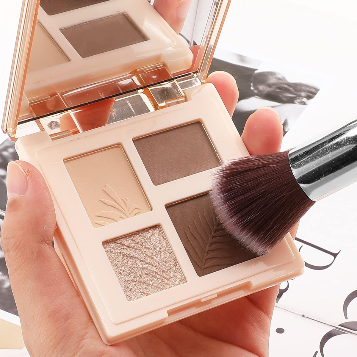 Boobeen Highlighter Contour Makeup Palette Matte Bronzer Palette Contouring Face Illuminate Makeup Palette Powder Shimmer Glow Highlighting Makeup Waterproof Long Lasting