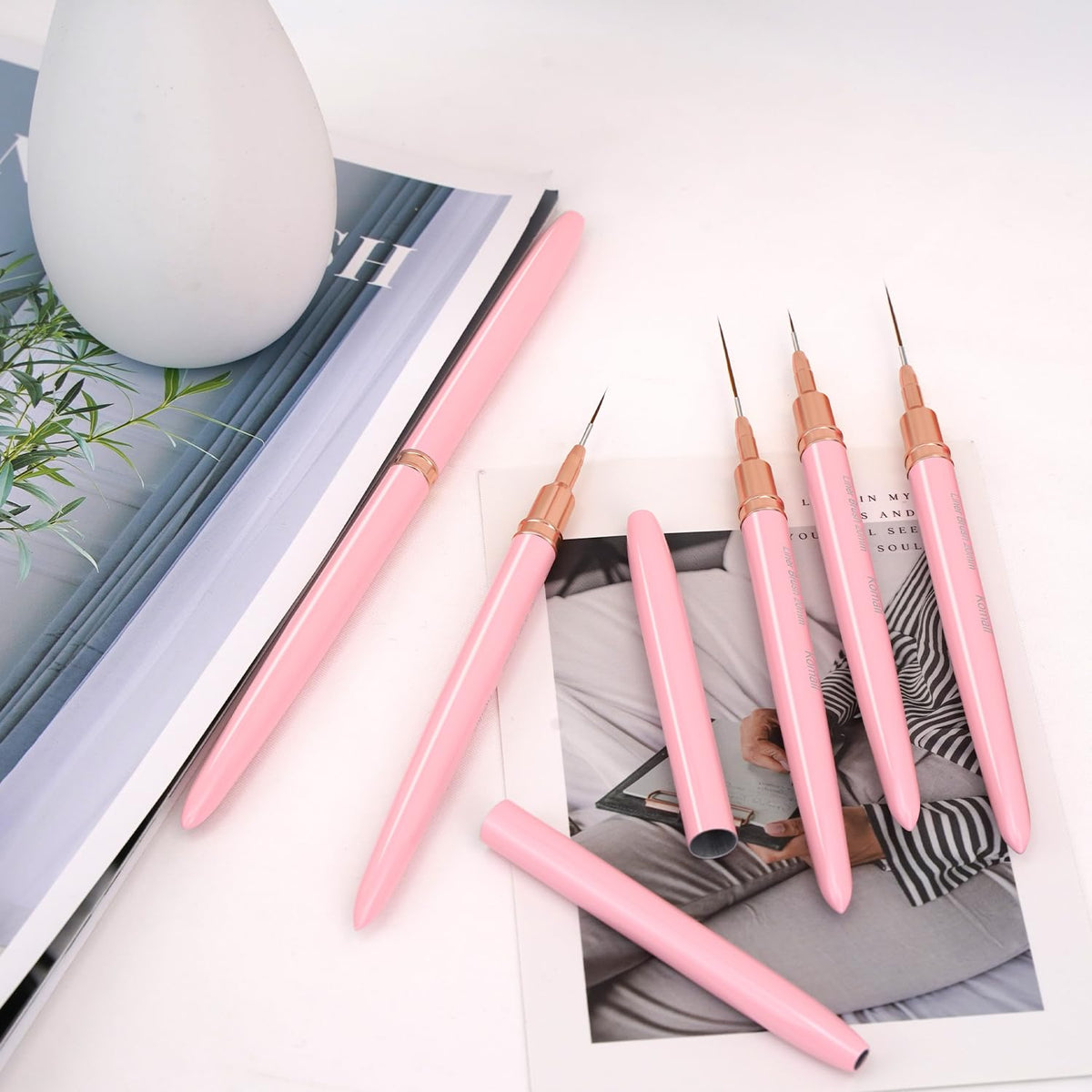 Metallic Nail Art Brushes, 5Pcs Liner Brush Set, UV Gel Polish Painting Art Design Pen for Long Lines, Thin Details, Fine Drawing Sizes 4/8/12/20/25mm(Pink)