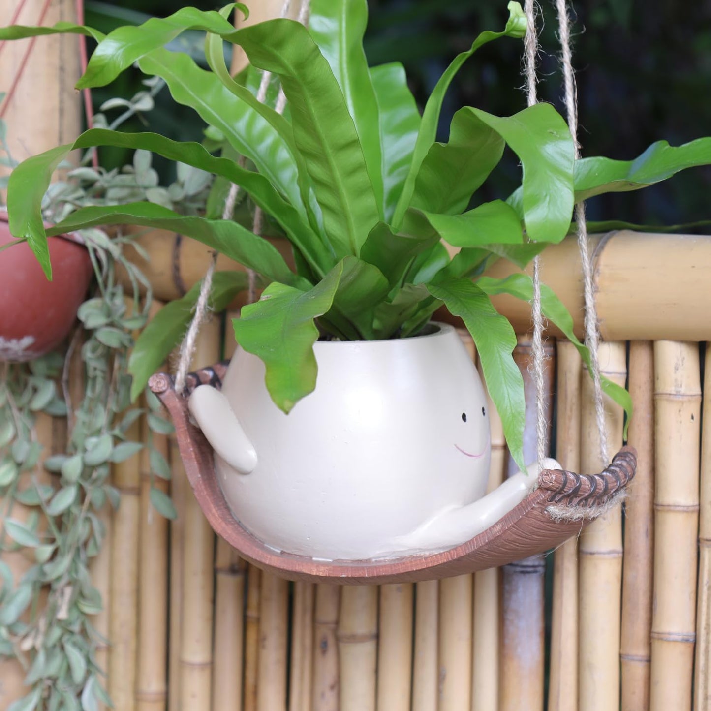 UMESONG Hanging Hammock Planter Pot Swing Smile Face Planter for String of Pearls Plant Live Resin Head Flower Pots for Indoor Outdoor Plant Gift Ideas for Mother Day, Christmas