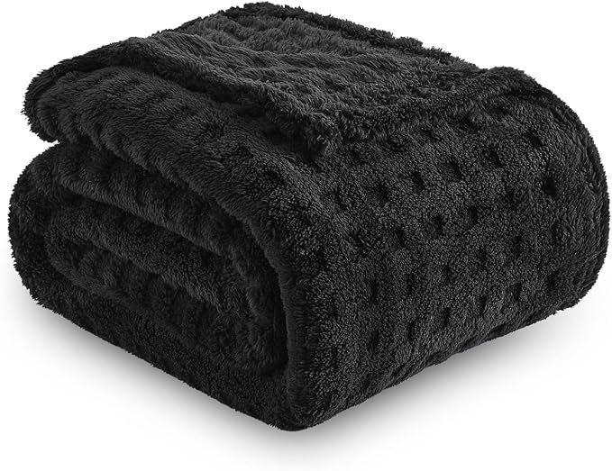 NEWCOSPLAY Super Soft Twin Blanket Black Premium Silky Flannel Fleece 3D Waffle Checkered Lightweight Bed Blanket All Season Use (Black, Twin(60"x80"))