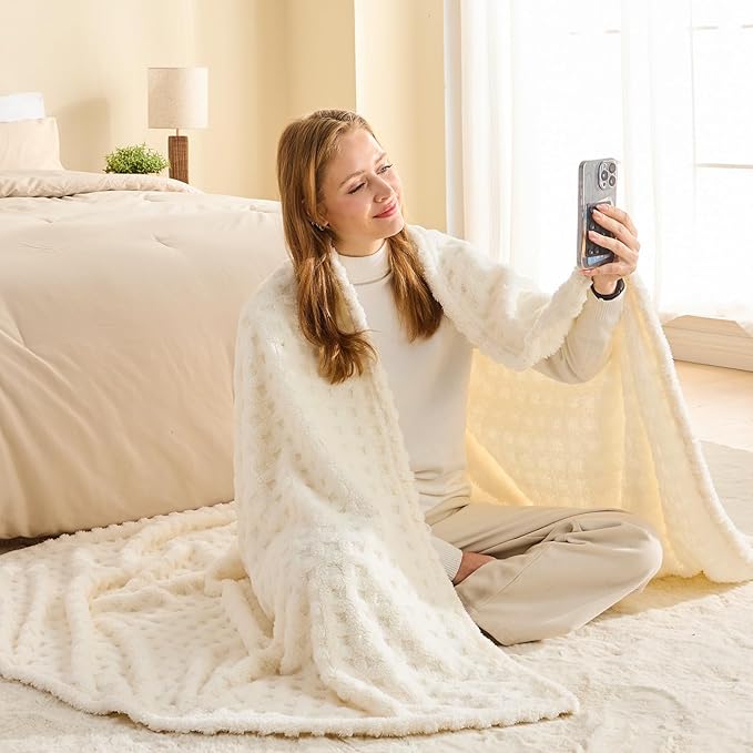 NEWCOSPLAY Super Soft King Blanket Ivory Premium Silky Flannel Fleece 3D Waffle Checkered Lightweight Bed Blanket All Season Use (Ivory, King(90"x110"))