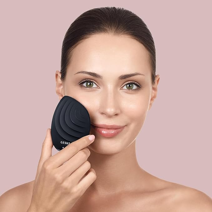 SmartAppGuided Sonic Facial Brush 5 in 1 | Vibrating Electric Cleansing Brush | Soft Silicone | Professional Cleanser | Skin Exfoliator | Face Massager