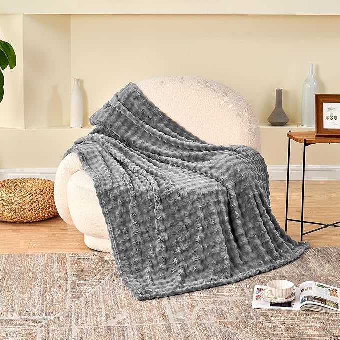 SOCHOW Grey Bubble Fleece Blanket for Couch, Super Soft Cozy Cute Throw Blanket for Women, Decorative Fuzzy Flannel Blanket, 60 x 80 Inches