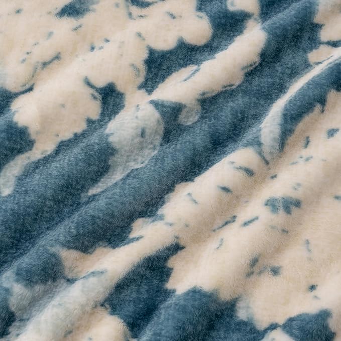 Berkshire Blanket-Classic Heavyweight Warm Soft Printed VelvetLoft® Plush Blanket, King Size Soft Fuzzy Blanket for Couch Sofa Bed, Floral Blue, 90in x 108in
