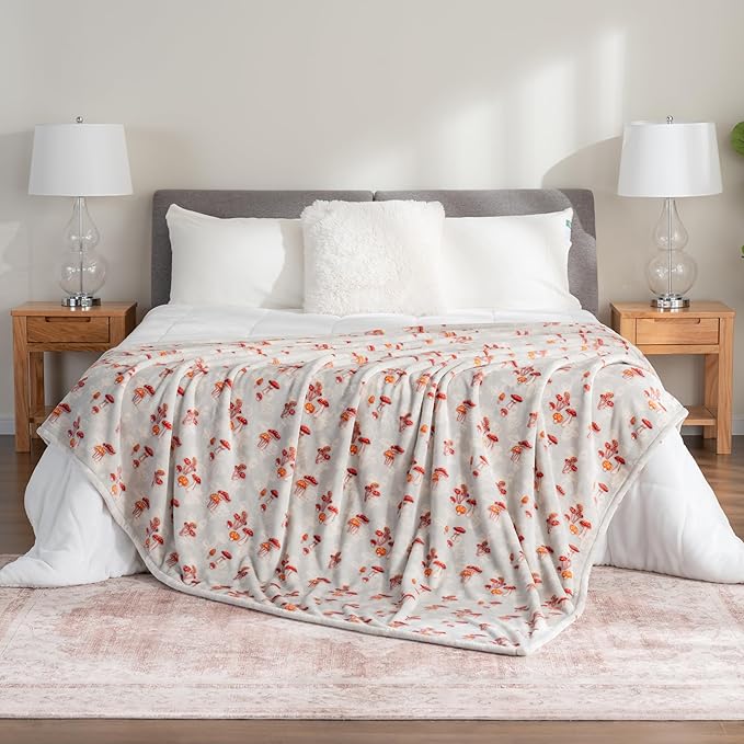 Berkshire Blanket-Classic Heavyweight Soft Printed VelvetLoft® Plush Warm Blanket, Twin Size Soft Fuzzy Blanket for Couch Sofa Bed, Mushroom Field Grey, 60in x 90in