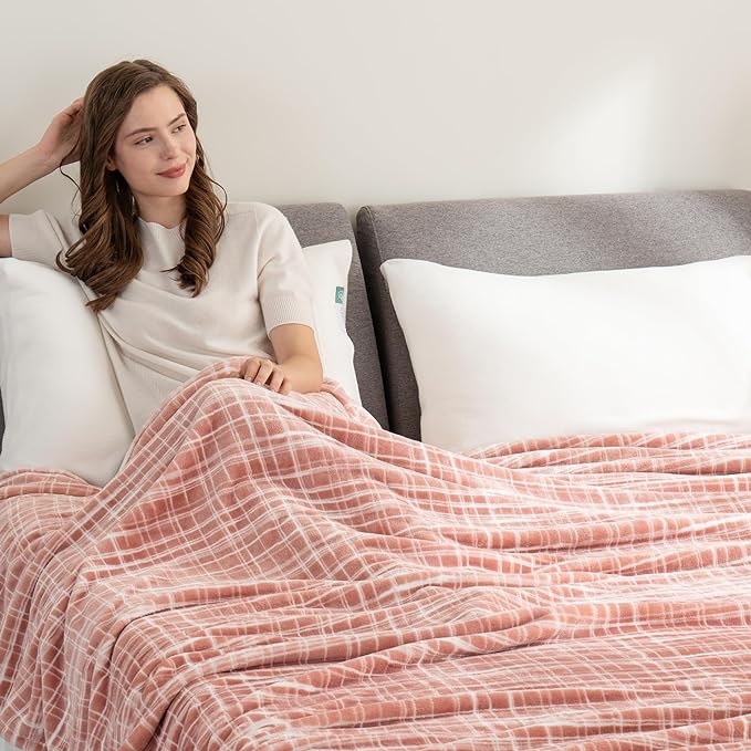 Berkshire Blanket-Classic Heavyweight Warm Soft Printed VelvetLoft® Plush Blanket, King Size Soft Fuzzy Blanket for Couch Sofa Bed, Watercolor Plaid Blush, 90in x 108in