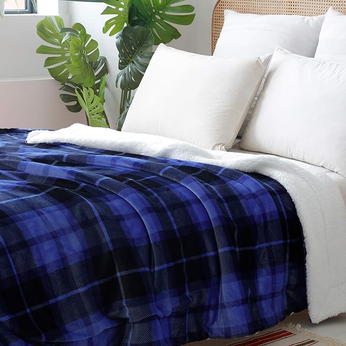 SOCHOW Sherpa Plaid Fleece Throw Blanket, Double-Sided Super Soft Luxurious Bedding Blanket 90 x 90 inches, Blue