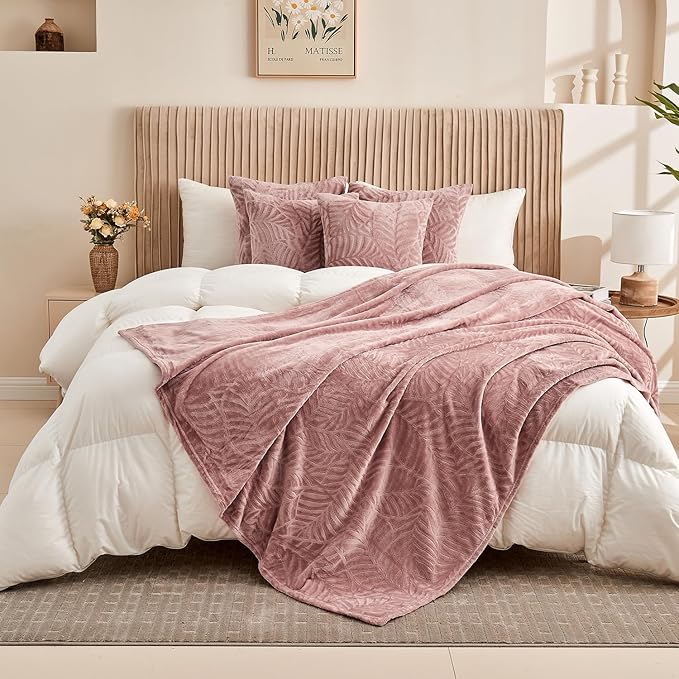 SOCHOW Super Soft Flannel Fleece Throw Blanket, Lightweight Cozy Warm Leaves Textured Plush Blanket for Bed Couch Sofa, 60 x 80 Inches, Dusty Rose