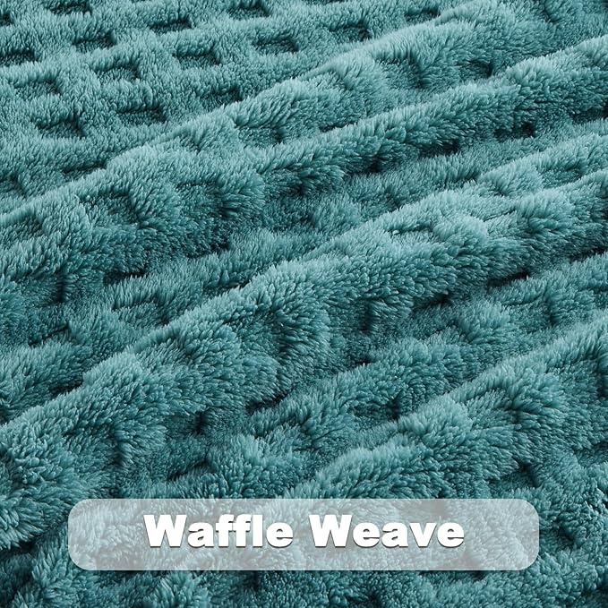 NEWCOSPLAY Super Soft Queen Blanket Teal Premium Silky Flannel Fleece 3D Waffle Checkered Lightweight Bed Blanket All Season Use (Light Teal, Queen(90"x90"))