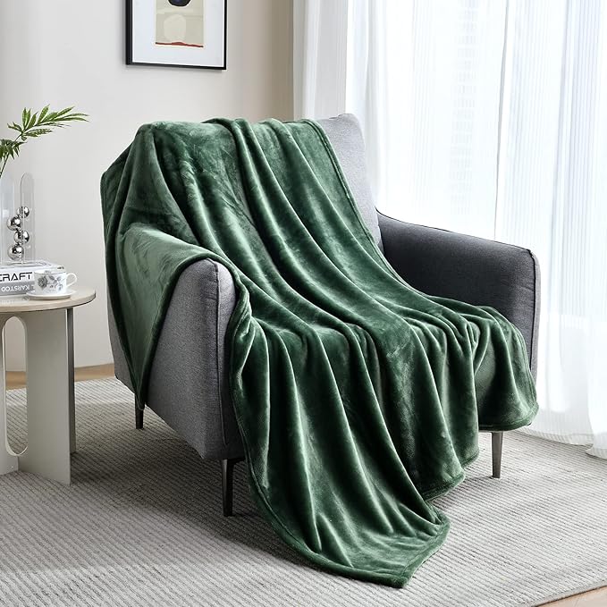SOCHOW Flannel Fleece Blanket Twin Size, All Season Super Soft Cozy Blanket for Bed or Couch, Olive Green, 60" X 80"