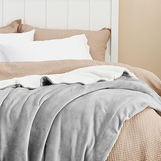 Bedsure Sherpa Fleece Throw Blanket for Couch - Thick and Warm, Soft Fuzzy Plush Throw Blanket for Winter, Light Grey, 50x60 Inches
