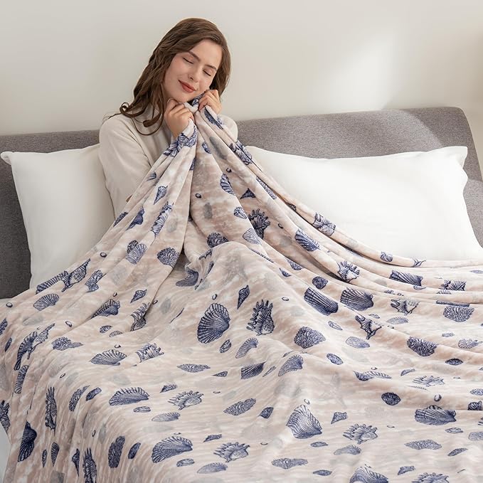 Berkshire Blanket-Classic Heavyweight Soft Printed VelvetLoft® Plush Blanket, Full/Queen Size Soft Fuzzy Warm Blanket for Couch Sofa Bed, Classic Shells Navy, 90in x 90in