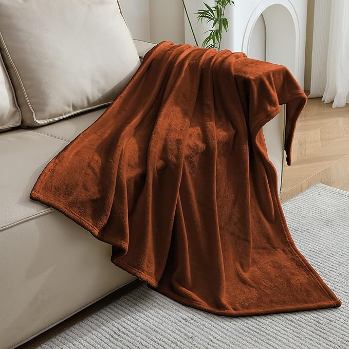 SOCHOW Flannel Fleece Blanket Twin Size, All Season Lightweight Super Soft Cozy Blanket for Bed or Couch, Caramel(60inch X80'')