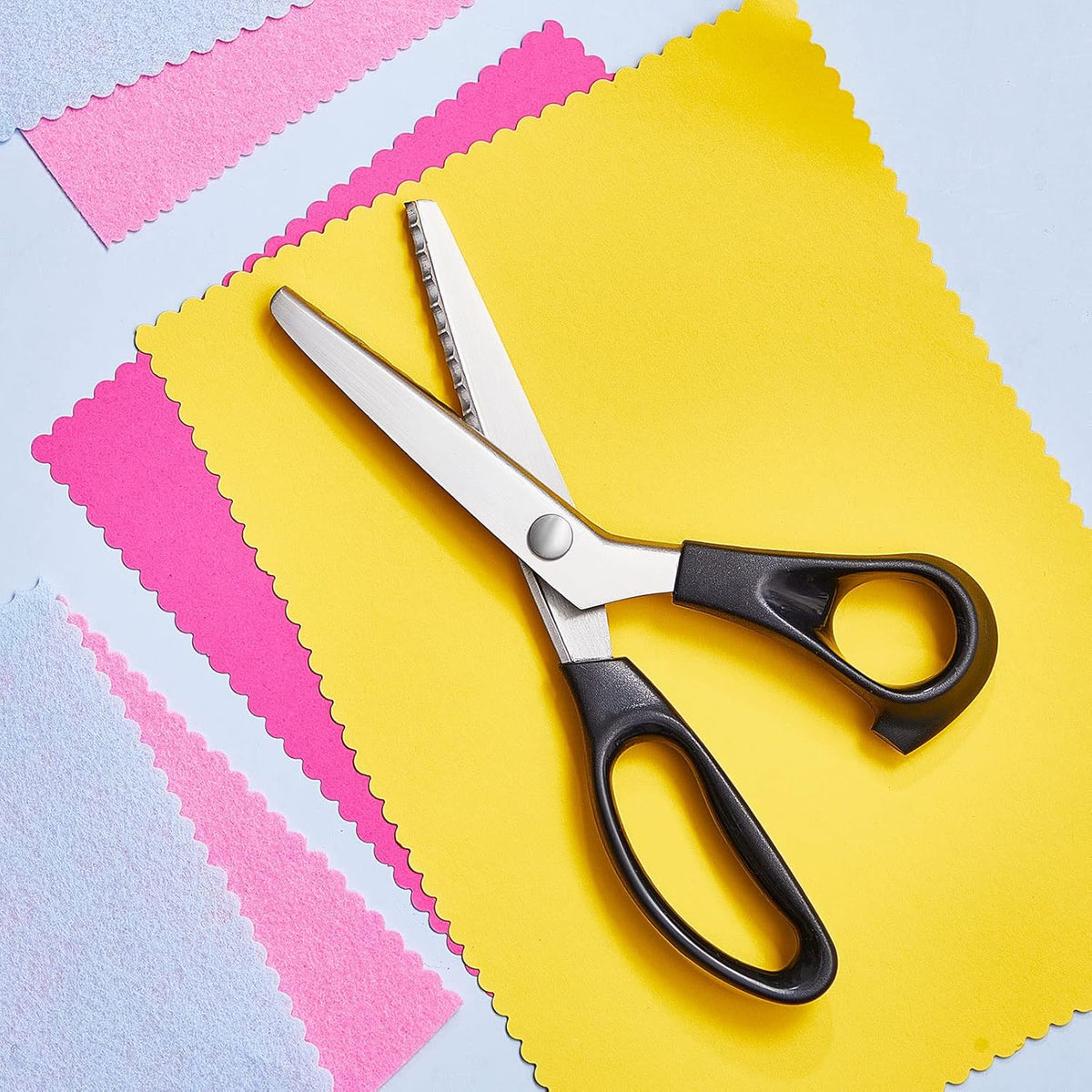 Amylove 2 Pcs Pinking Shears Scissors for Fabric Cutting 7 mm 5 mm Scalloped Serrated Scissors Zig Zag Cut Sewing 9.2" Professional Handheld Jagged Dressmaking Supply for Leather Clothing Paper Craft