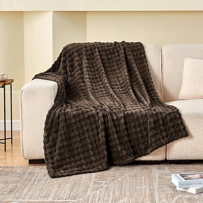 SOCHOW Brown Bubble Fleece Blanket for Couch, Super Soft Cozy Cute Throw Blanket for Women, Decorative Fuzzy Flannel Blanket, 60 x 80 Inches
