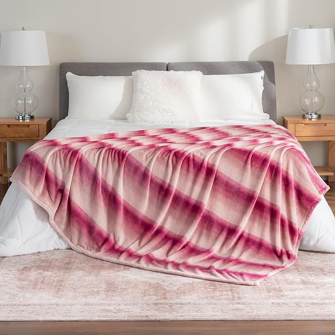 Berkshire Blanket-Classic Heavyweight Soft Printed VelvetLoft® Plush Blanket, Full/Queen Size Soft Fuzzy Warm Blanket for Couch Sofa Bed, Purple Pitch, 90in x 90in
