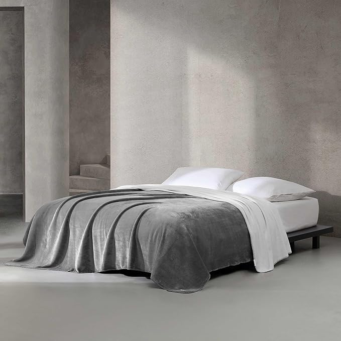 Calvin Klein - Queen Blanket, Super Soft Plush Bedding, Luxury Bed Blanket, Oeko-Tex Certified (Modern Reversible Solid Grey, Queen)