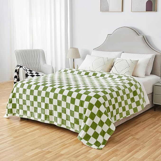 SOCHOW Checkered Flannel Throw Blanket, Soft Cozy Checkerboard Grid Pattern Fleece Blanket for Couch Bed Sofa, Sage Green 50 x 60 Inches