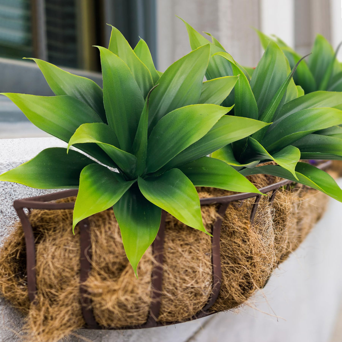 Ttranewsoo Fake Plants Artificial Agave Plants,Large UV Resistant Fake Agave Planters for Indoor and Outdoor Decorating Tropical Plant Succulents Greenery Indoor Decor((2Pack Light Green) 13.8"