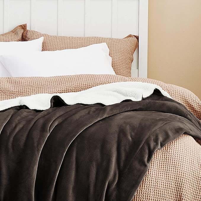 Bedsure Sherpa Fleece Throw Blanket for Couch - Thick and Warm, Soft Fuzzy Plush Throw Blanket for Winter, Brown, 50x60 Inches