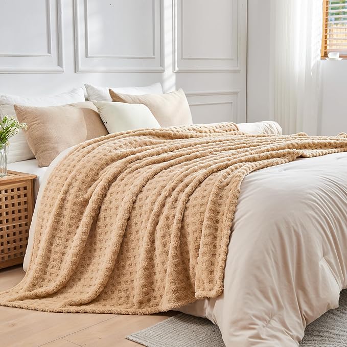 NEWCOSPLAY Super Soft Queen Blanket Brown Premium Silky Flannel Fleece 3D Waffle Checkered Lightweight Bed Blanket All Season Use (Brown, Queen(90"x90"))