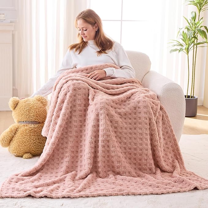 NEWCOSPLAY Super Soft Throw Blanket Pink Premium Silky Flannel Fleece 3D Waffle Checkered Lightweight Bed Blanket All Season Use (Pink, Throw(50"x70"))