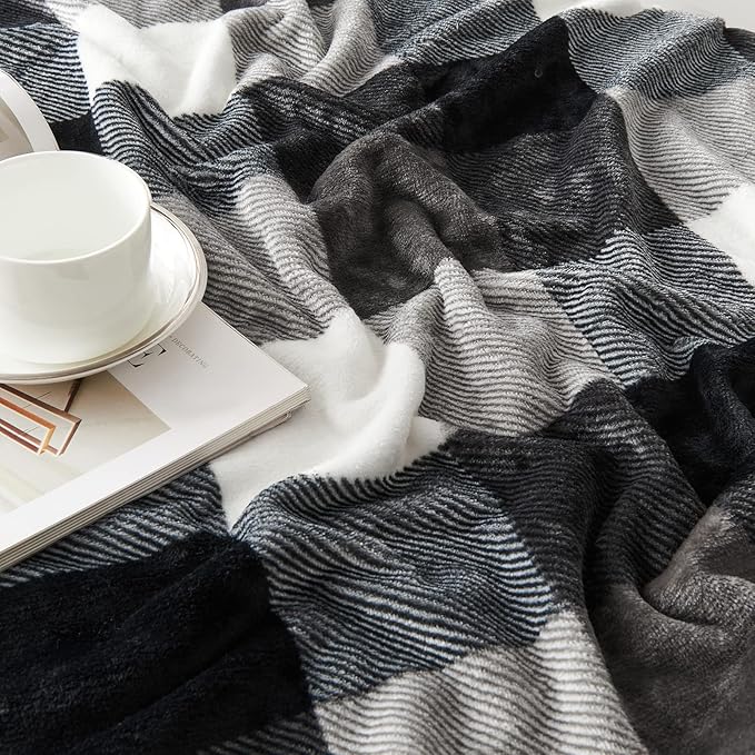 SOCHOW Buffalo Plaid Flannel Fleece Throw Blanket 60 x 80 Inches, Soft Lightweight Cozy All Season Black/White Checkered Blanket for Bed, Couch, Car