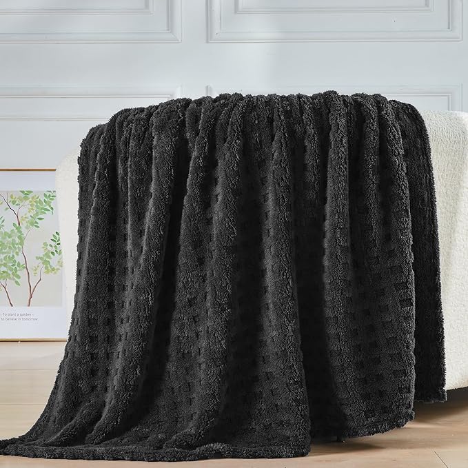NEWCOSPLAY Super Soft Twin Blanket Black Premium Silky Flannel Fleece 3D Waffle Checkered Lightweight Bed Blanket All Season Use (Black, Twin(60"x80"))
