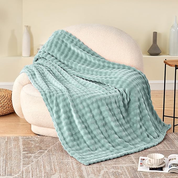 SOCHOW Sage Green Bubble Fleece Blanket for Couch, Super Soft Cozy Cute Throw Blanket for Women, Decorative Fuzzy Flannel Blanket, 50 x 60 Inches