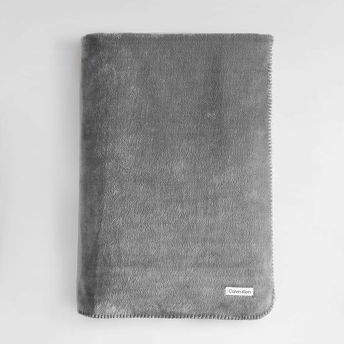 Calvin Klein - Twin Blanket, Super Soft Plush Bedding, Luxury Bed Blanket, Oeko-Tex Certified (Modern Reversible Solid Grey, Twin)