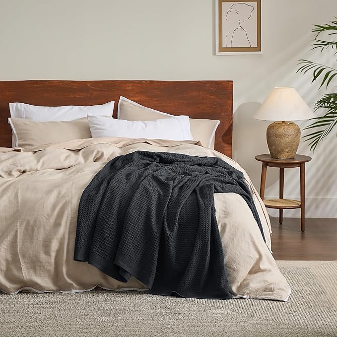 Bedsure 100% Cotton Blanket King Size for Bed - Breathable and Soft, Waffle Weave Blanket for Summer Spring, Black, 104x90 inches