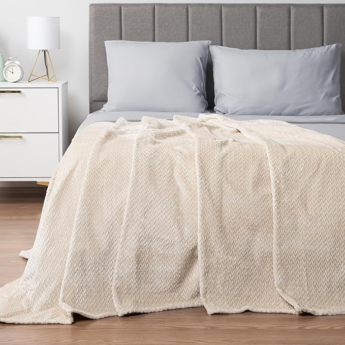 PAVILIA Soft Fleece Ivory Cream Throw Blanket for Couch, Lightweight Plush Warm Blankets for Bed, Fuzzy Cozy Flannel Blanket Throw for Sofa, Travel, Jacquard Pattern, Ivory/Cream, Twin, 60x80 inch