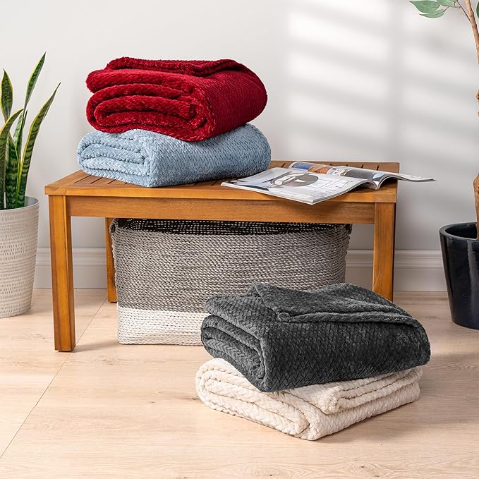 PAVILIA Soft Fleece Dark Grey Throw Blanket for Couch, Lightweight Plush Warm Blankets for Bed, Fuzzy Cozy Flannel Blanket Throw for Sofa, Travel, Jacquard Pattern, Charcoal Gray, Twin, 60x80 inch
