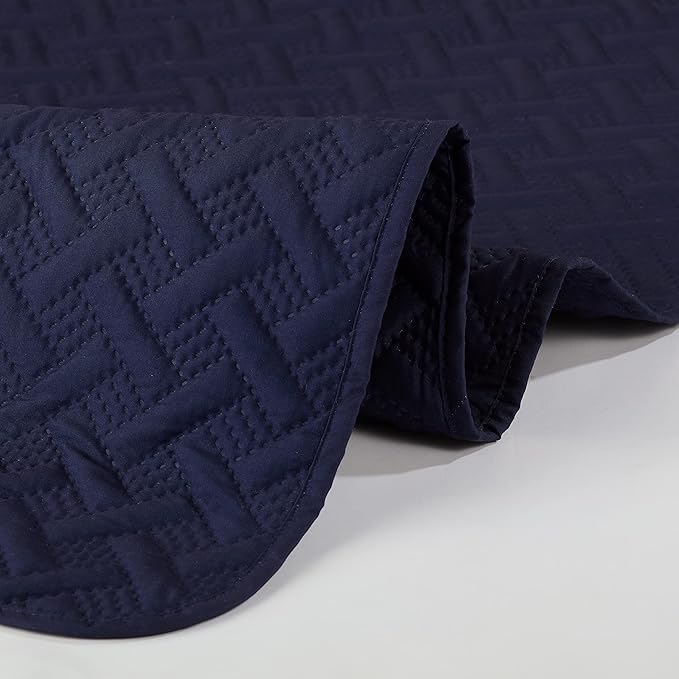 Serta ComfortSure Soft 2-Piece Twin Quilt Bedding Set, Includes Bedspread/Coverlet and Pillow Sham, Bedding for All Seasons, Machine Washable, Navy