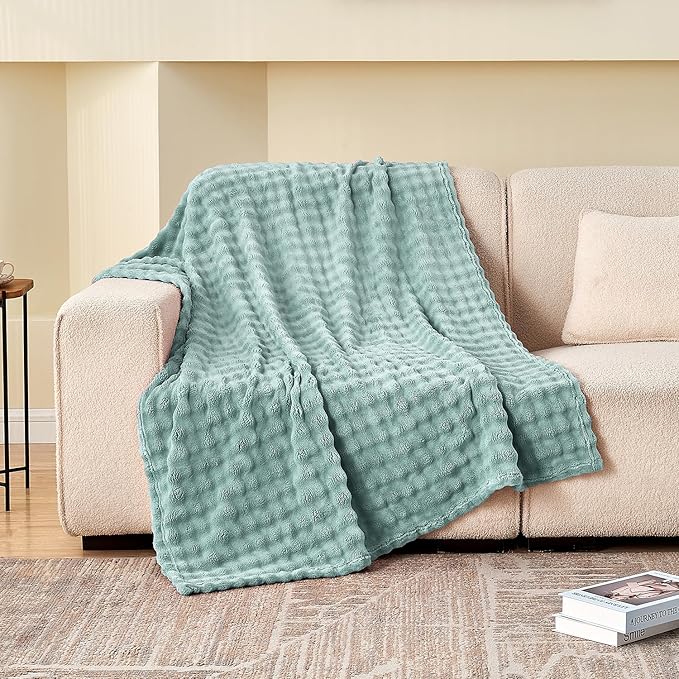 SOCHOW Sage Green Bubble Fleece Blanket for Couch, Super Soft Cozy Cute Throw Blanket for Women, Decorative Fuzzy Flannel Blanket, 60 x 80 Inches