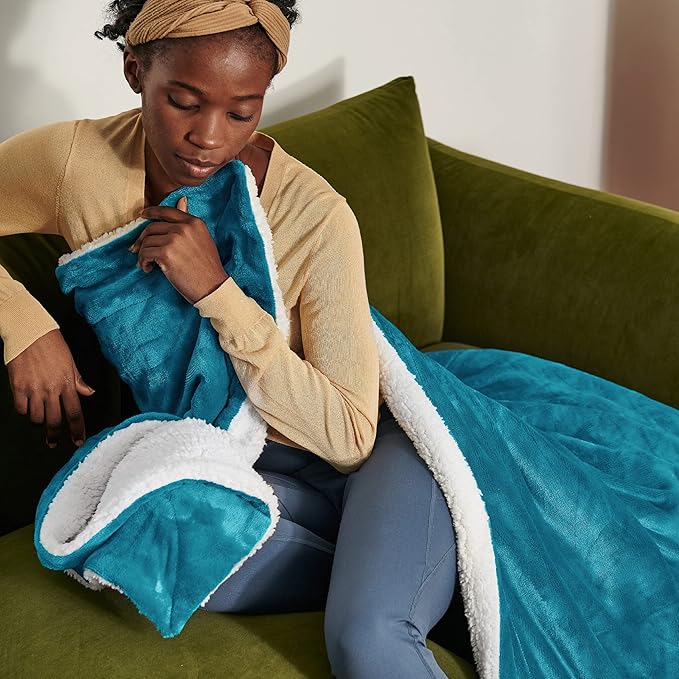 Bedsure Sherpa Fleece Throw Blanket Twin Size for Couch - Thick and Warm, Soft Fuzzy Plush Twin Blanket for Winter, Teal, 60x80 Inches