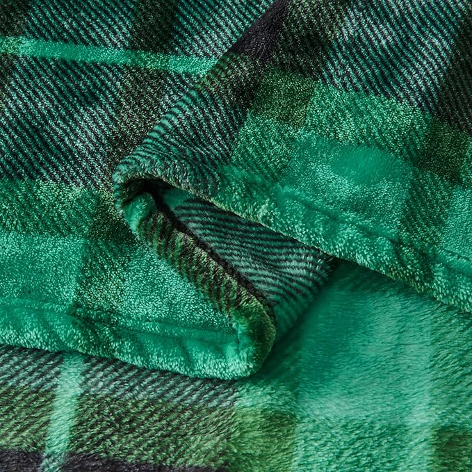 SOCHOW Flannel Fleece Throw Blanket 50 x 60 Inches, All Season Plaid Green Blanket for Bed, Couch, Car