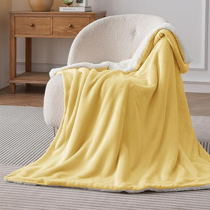Bedsure Sherpa Fleece Throw Blanket for Couch - Thick and Warm, Soft Fuzzy Plush Throw Blanket for Winter, Straw, 50x60 Inches