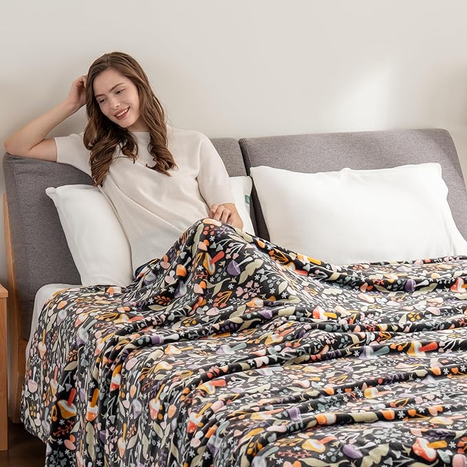 Berkshire Blanket-Classic Heavyweight Soft Printed VelvetLoft® Plush Blanket, Full/Queen Size Soft Fuzzy Warm Blanket for Couch Sofa Bed, Mushroom Cutie Charcoal, 90in x 90in