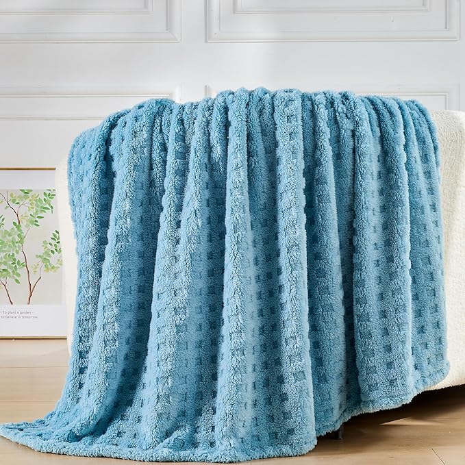 NEWCOSPLAY Super Soft King Blanket Blue Premium Silky Flannel Fleece 3D Waffle Checkered Lightweight Bed Blanket All Season Use (Blue, King(90"x110"))