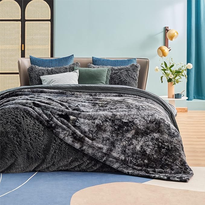 Bedsure Sherpa Blanket King Size - Soft, Fuzzy & Fluffy Faux Fur - Warm, Cozy Blanket for Couch, Sofa and Bed, Tie Dye Design, Black, 108x90 Inches